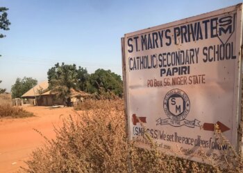 Nigeria secures launch of 100 kidnapped schoolchildren after captivity Nigeria secures launch of 100 kidnapped schoolchildren after captivity