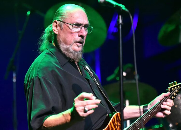 Steve Cropper, Blues Brothers and Booker T. guitarist, dies at 84