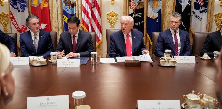 Trump to Develop Journey Ban as US Tightens Curbs After Capturing Trump to Develop Journey Ban as US Tightens Curbs After Capturing