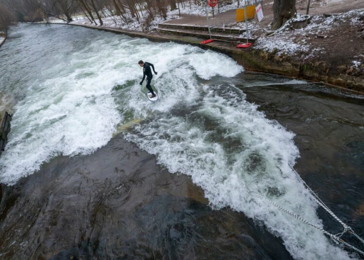 Debate over browsing in German park will get gnarly after metropolis removes wave-creating system