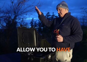 Cellular Navy Grade Wifi Starlink Unit IP67 Built-in Case