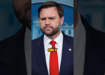 Joe Rogan Reacts To JD Vance's SAVAGE Reply to Kamala Harris on His Loyalty for America