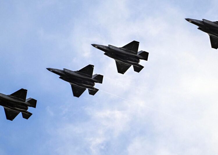 FAA Warns Airways Of Potential ‘Navy Actions’ Over Components Of Latin America