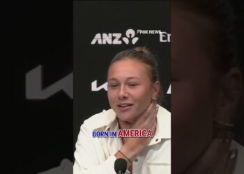 WATCH: US tennis stars SHUT DOWN reporter's anti-Trump bait #shorts