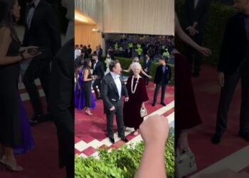 #elonmusk #goviral #spacex #starlink #dogecoin #mayemusk