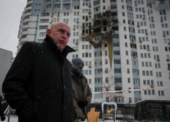 Russia makes use of its new hypersonic missile in main assault on Ukraine and warning to the West Russia makes use of its new hypersonic missile in main assault on Ukraine and warning to the West