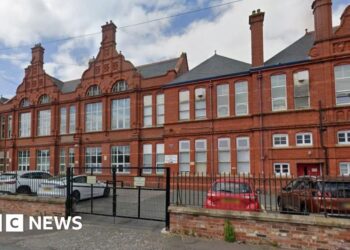 Better Manchester college lecturers strike over assault claims