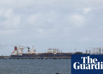 Venezuela ‘turning over’ as much as 50m barrels of oil to the US, Trump says | Venezuela Venezuela ‘turning over’ as much as 50m barrels of oil to the US, Trump says | Venezuela