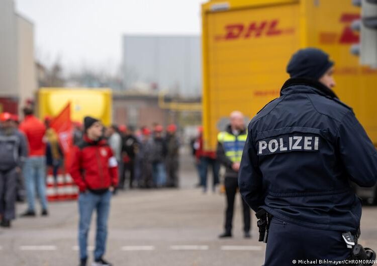 2 males charged with planning assaults for Russia