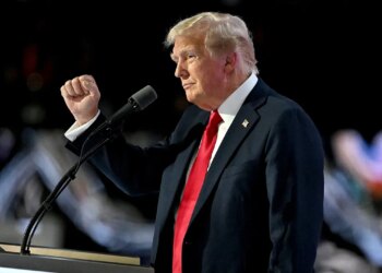 RNC proposes rule change to allow midterm conference RNC proposes rule change to allow midterm conference