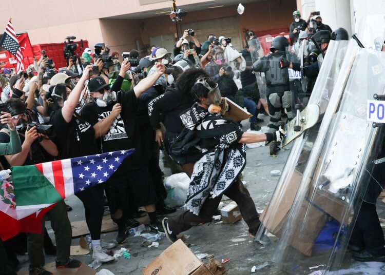 Los Angeles police arrest violent agitators after downtown protests