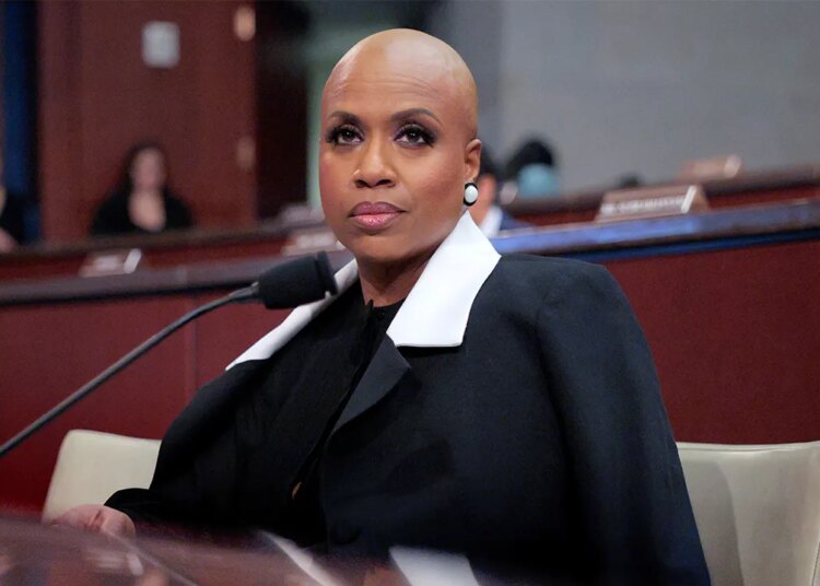 Squad member Ayanna Pressley calls to abolish ICE, labels company ‘racist’