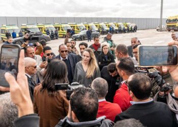 Angelina Jolie visits Rafah Crossing as Gaza help teams face Israeli suspension Angelina Jolie visits Rafah Crossing as Gaza help teams face Israeli suspension