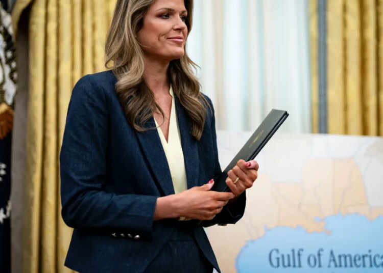 A Trump decide threatened to disbar certainly one of Trump’s Justice Division cronies A Trump decide threatened to disbar certainly one of Trump’s Justice Division cronies