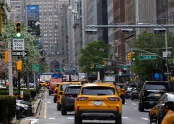 New York Metropolis’s congestion pricing experiment, defined in a single chart