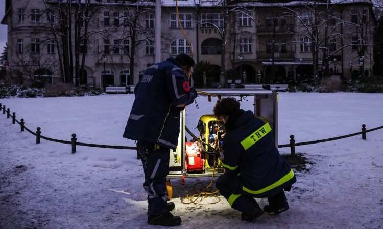 1000’s of Berliners misplaced energy for days after local weather activists struck. Right here’s what occurred