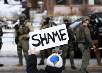 Can ICE officers be prosecuted for the Minneapolis killing?