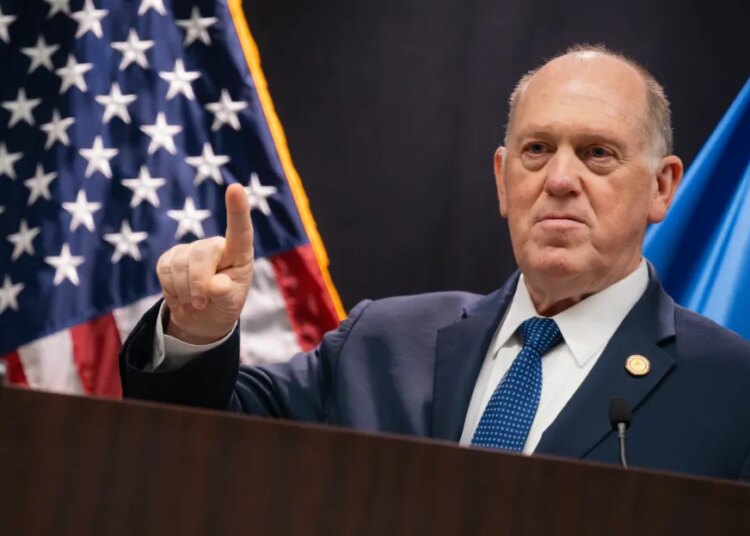Tom Homan: What to find out about Trump’s new level man in Minneapolis Tom Homan: What to find out about Trump’s new level man in Minneapolis