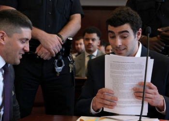 Manhattan DA seeks July trial date for Luigi Mangione homicide case