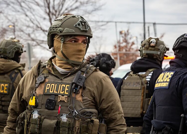 Minnesota choose bars federal officers from tear fuel on peaceable protesters