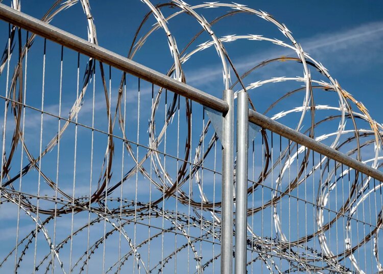 San Diego sues federal authorities over razor wire fencing on metropolis land