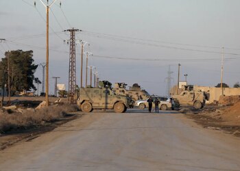 ISIS detainees escape Syria jail amid SDF handover to new forces