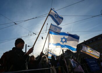 South Africa expels Israel’s high diplomat over insulting posts South Africa expels Israel’s high diplomat over insulting posts