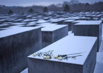 Occasions throughout Europe mark Holocaust Remembrance Day