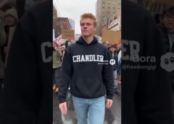 We love Chandler! We love Chandler!  #antifa #maga #americafirst #politicalprotests #likesubscribe