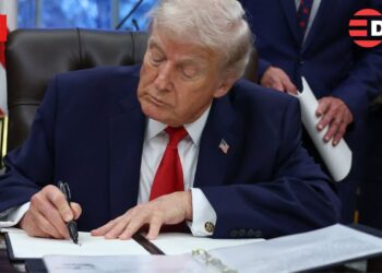 LIVE: President Trump Indicators Govt Orders within the Oval Workplace | White Home Updates | AC15