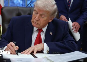 FULL HISTORIC SIGNING: U.S. President Trump Indicators Government Order on U.S. Minerals and Mines | AC15