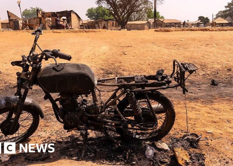 Gang raids in Nigerian villages depart greater than 30 individuals useless – BBC