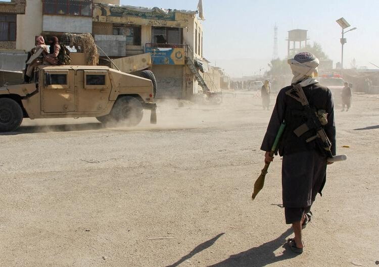 Afghan Taliban assaults met with Pakistani strikes on Kabul Afghan Taliban assaults met with Pakistani strikes on Kabul