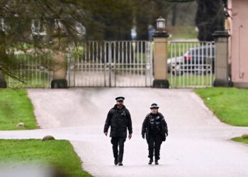 Arrest of Andrew, brother of King Charles, shakes the Home of Windsor