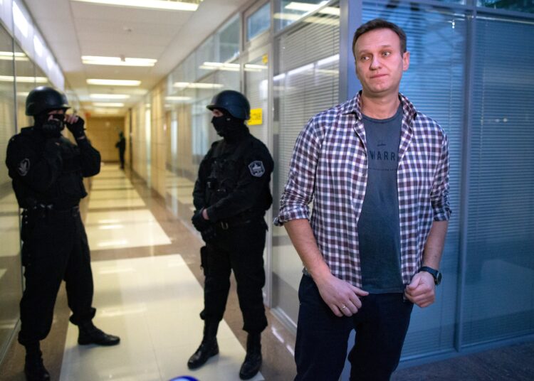 Alexei Navalny possible killed by toxins from poison dart frog, Europeans say