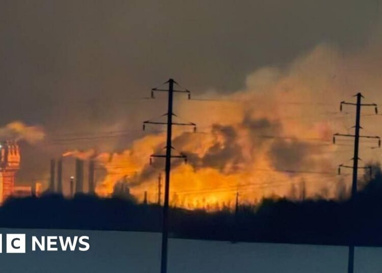 Seven killed in Ukrainian drone assault on Russian manufacturing facility – BBC Seven killed in Ukrainian drone assault on Russian manufacturing facility – BBC