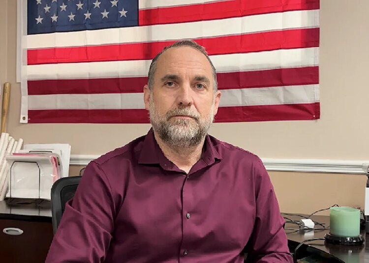 Florida challenger targets ‘GOP institution’ in high-stakes race to exchange Vern Buchanan