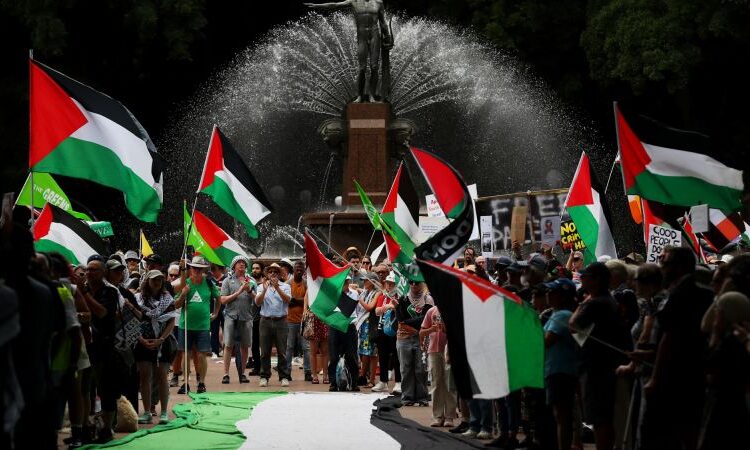 Israel’s president to mourn antisemitic bloodbath in Australia, the place fury over Gaza nonetheless divides