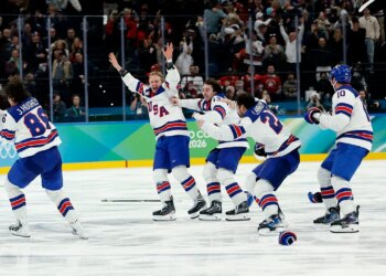 Staff USA males’s hockey returns to United States after outdated medal win