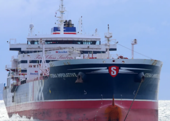 U.S. tanker approached by Iranian gunboats in Strait of Hormuz, safety agency says U.S. tanker approached by Iranian gunboats in Strait of Hormuz, safety agency says