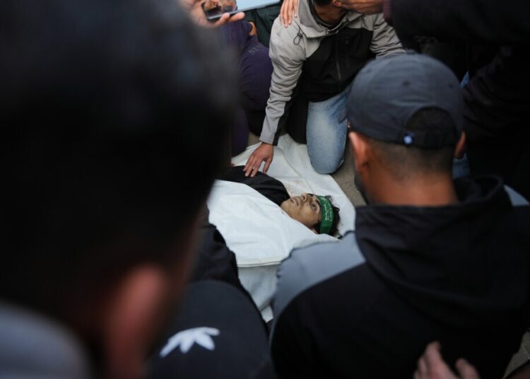 Gaza hospital criticizes Docs With out Borders’ withdrawal over armed males