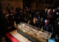St. Francis’ relics on show in Assisi draw 400,000 pilgrims