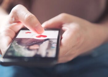 Police nationwide urge reporting exes with warrants as Valentine’s Day present