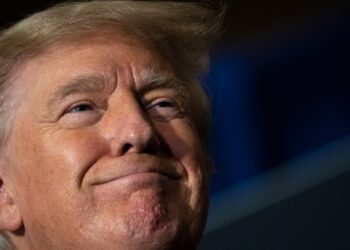 Donald Trump orders the discharge of UFO and alien information