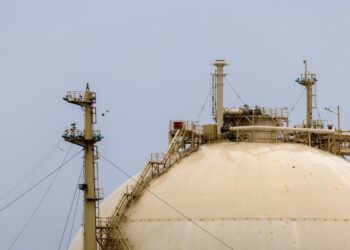 Center East Battle: European Gasoline Jumps 35% After World’s High LNG Plant Hit