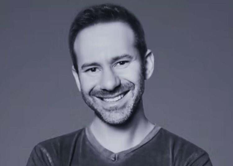 OnlyFans Proprietor Leonid Radvinsky Dies of Most cancers at Age 43