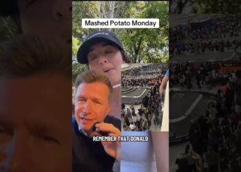 Mashed Potato Monday #duet #maga #cult #foxnews #talkingpoints #idiot #airports #TSA #trumpsupporters