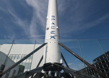 SpaceX, Anthropic Eye IPOs