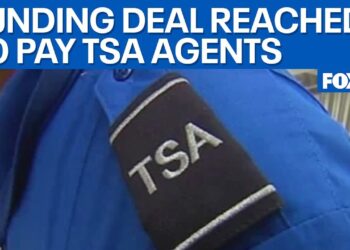 Trump orders DHS to pay TSA staff