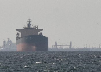 As Iran retains the Strait of Hormuz locked down, it is borrowing from Ukraine’s playbook